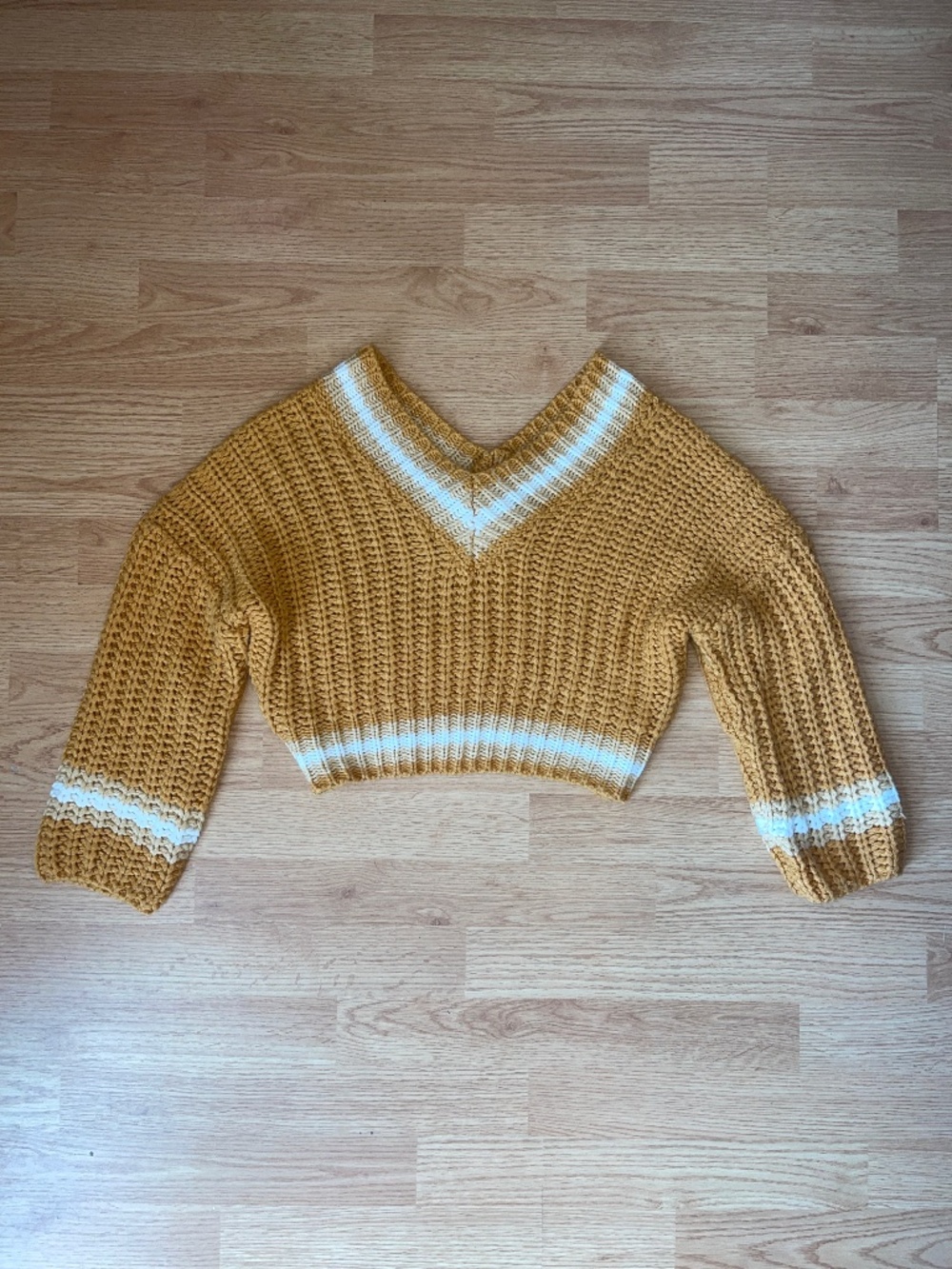 SAGE The Label Gold & White Long Sleeve Cropped Crochet Sweater Top Size Small